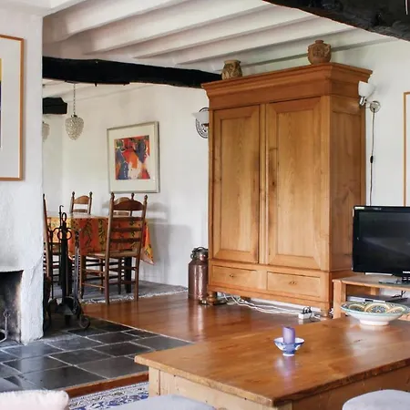 2 Bedroom Beautiful In Holiday home Gulpen