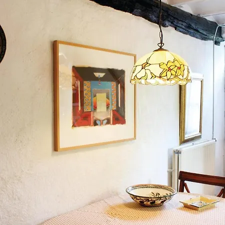 2 Bedroom Beautiful In Holiday home Gulpen