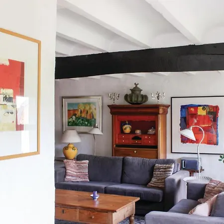 Vakantiehuis Stunning In With Wifi Gulpen